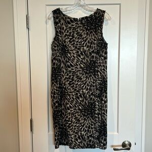 Ann Taylor sleeveless black and gray print dress size 10.